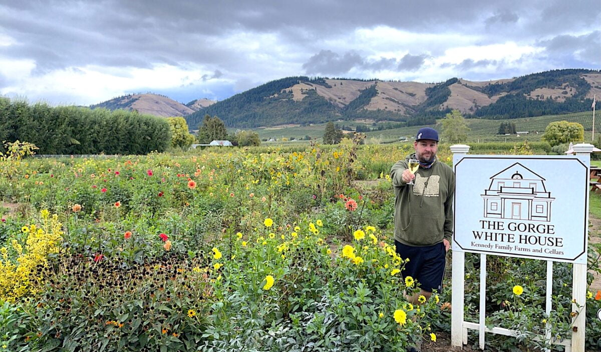 What To Do In Each Season Along The Hood River Fruit Loop Together 